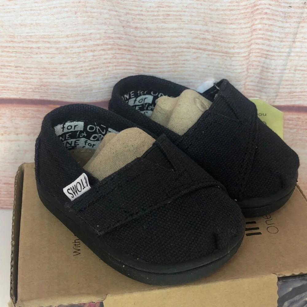 Toms Black Canvas Baby & Walker Shoes